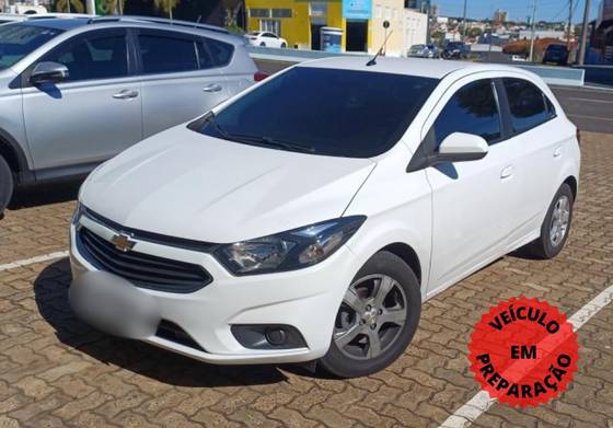 CHEVROLET ONIX 1.4 MPFI LT 8V FLEX 4P MANUAL CHEVROLET ONIX 1.4 MPFI LT 8V FLEX 4P MANUAL